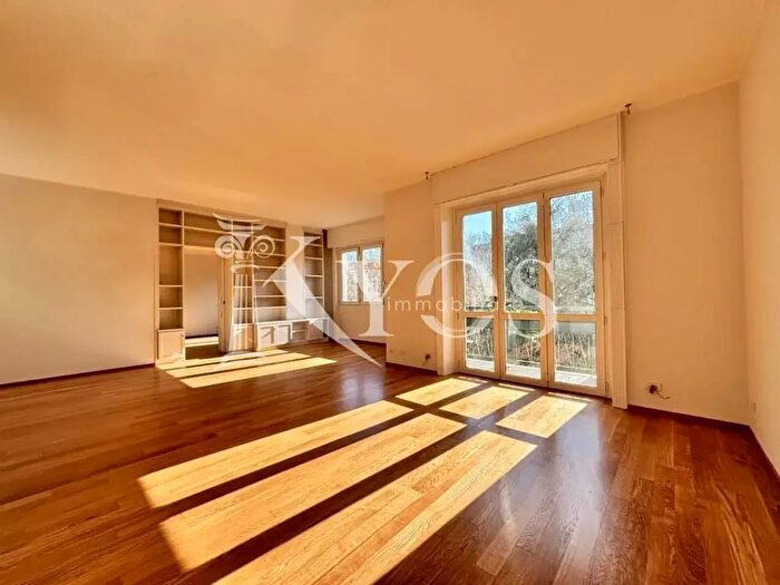 Appartamento quadrilocale in affitto in Corso Sempione, Milano