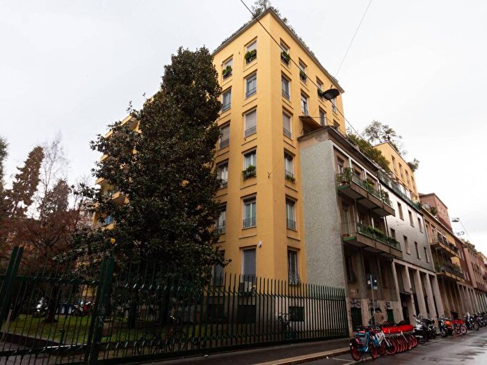 Appartamento bilocale in affitto in Via San Vincenzo, Corso Genova, Milano