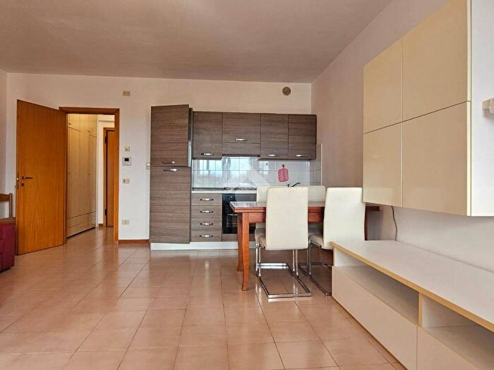 Appartamento bilocale in affitto in Via cortonese, Semicentro Stazione, Perugia