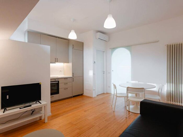 Appartamento bilocale in affitto in Via Pietro Toselli, Cimiano, Milano