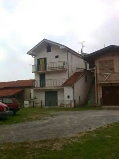 Casa in vendita in Via Cavallini, Paroldo