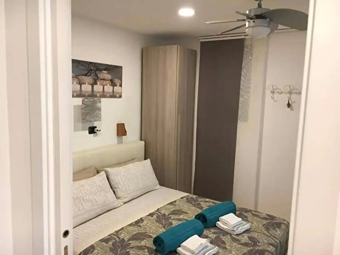 Appartamento monolocale in affitto in Via della Pisana, Roma