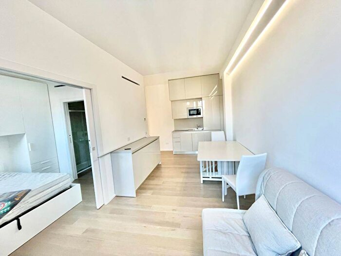 Appartamento bilocale in affitto in Via Alberto Mario, De Angeli, Milano