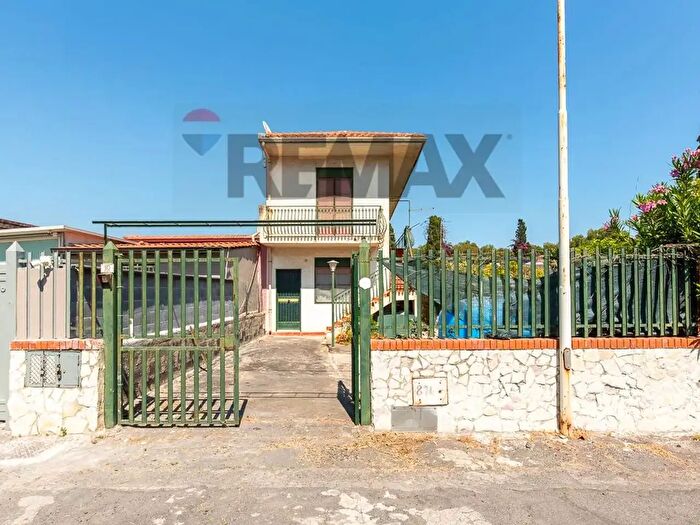 Appartamento bilocale in vendita in Via Alosa, Catania