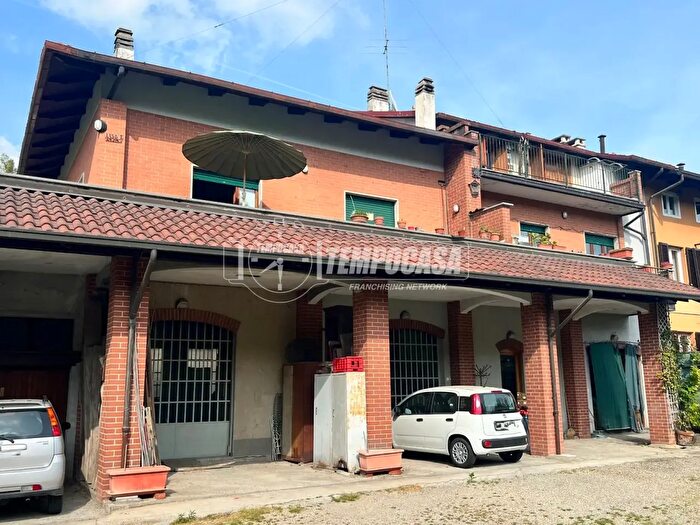 Appartamento trilocale in vendita in Via Pavarolo, Baldissero Torinese