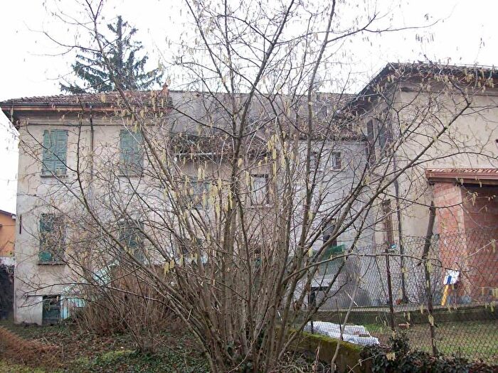 Casa con 5 locali in vendita in Viale Matteotti, Gossolengo