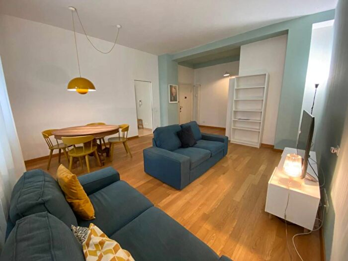 Appartamento trilocale in affitto in Via Stresa, Maggiolina, Milano