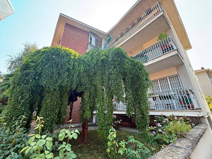 Appartamento con 5 locali in vendita in Via Angelo Sismonda, Parella, Torino