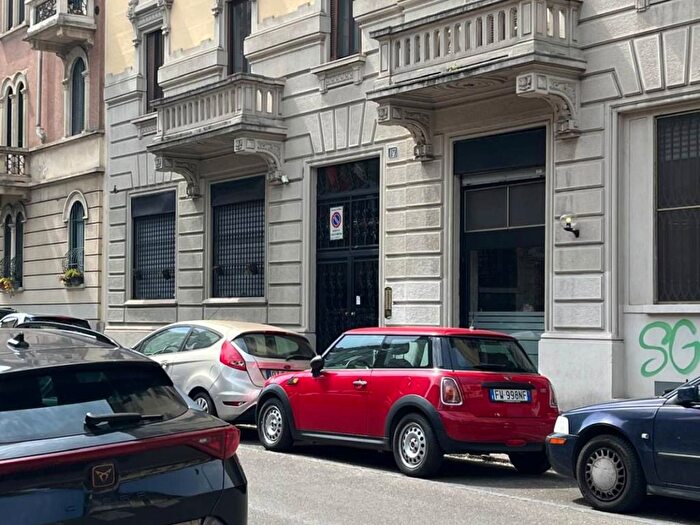 Appartamento bilocale in affitto in Via Giacinto Gallina, Città Studi, Milano