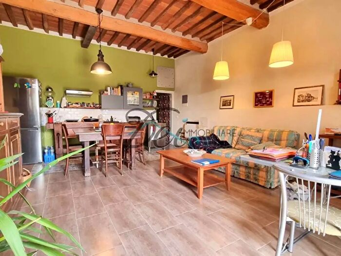 Casa con 15 locali in vendita in Via dei Bocchi, Capannori