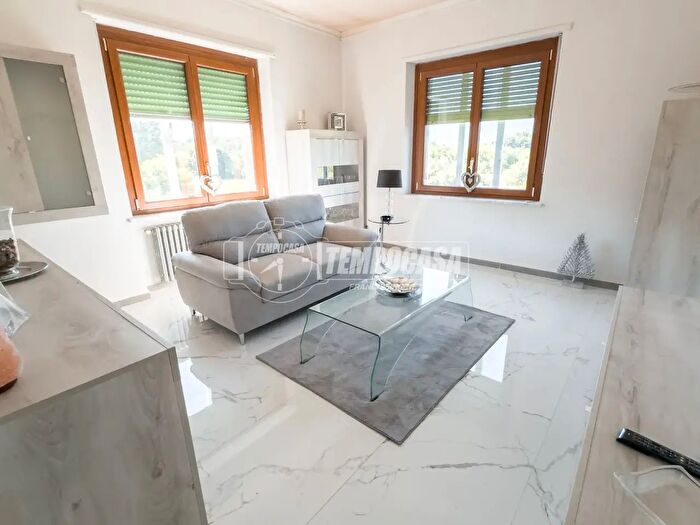 Appartamento con 5 locali in vendita in Via Mario Greco, Buttigliera Alta