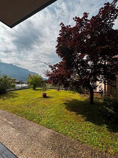 Casa con 6 locali in affitto in Via Pasquale Fumagalli, Rancio, Lecco