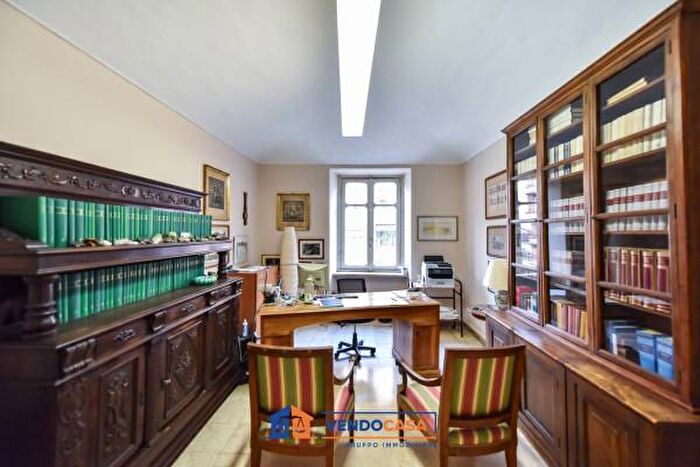 Case in Vendita e in Affitto - 2