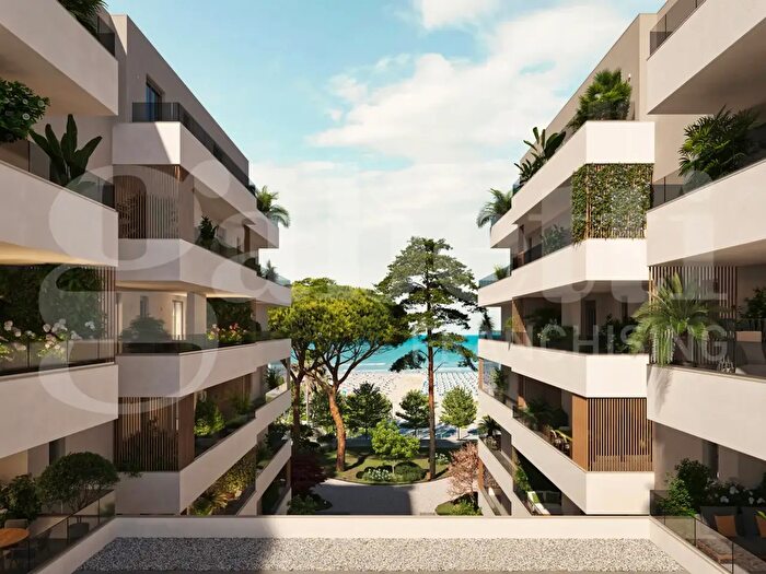 Appartamento trilocale in vendita in Lungomare Zara Snc, Giulianova