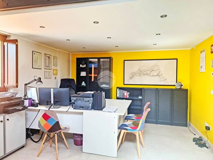 Appartamento monolocale in affitto in APPARTAMENTO via strinella, Villa Comunale, LAquila