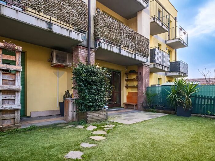 Appartamento bilocale in vendita in Via Marconi, Fagnano Olona