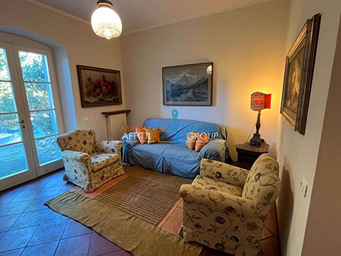 Appartamento con 5 locali in affitto in Via Godola, Rinchiostra Quercioli, Massa