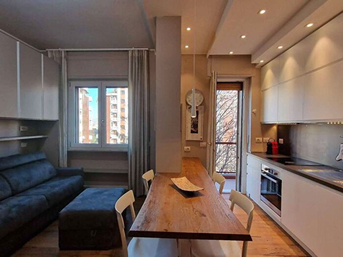 Appartamento monolocale in affitto in via Alciati, Bande Nere, Milano