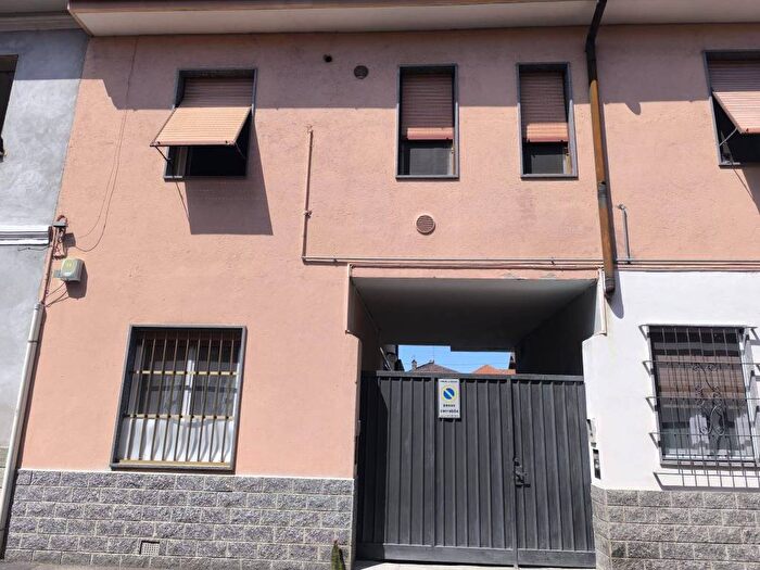Appartamento bilocale in affitto in Via Don Giovanni Minzoni, Centro, Arluno