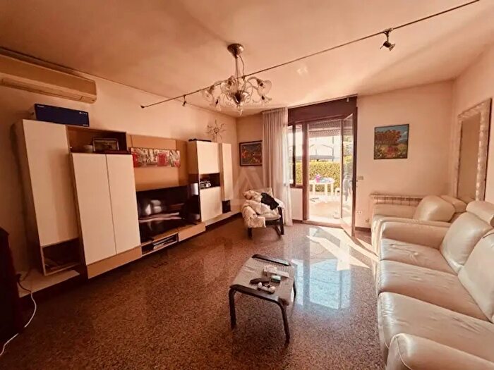 Casa con 6 locali in vendita in Castelfranco Veneto