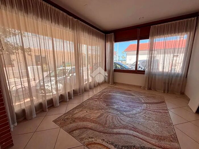 Casa con 6 locali in vendita in Via Mar Jonio, BellariaIgea Marina