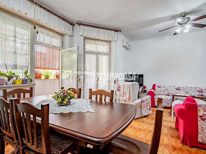 Appartamento quadrilocale in vendita in Via Ignazio Vian, Roma