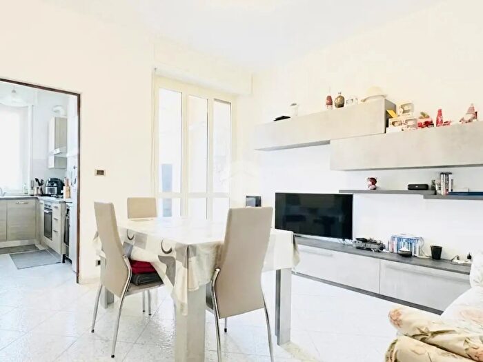 Appartamento bilocale in vendita in Via Venaria, Torino