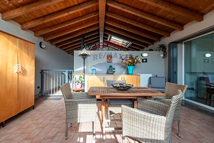 Appartamento trilocale in vendita in Don Pietro Ponti, Besana In Brianza