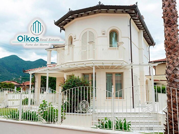 Casa con 6 locali in affitto in Via Baraglino, Ripa Pozzi Querceta Ponterosso, Seravezza