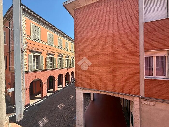 Appartamento trilocale in vendita in Via Giuseppe Garibaldi, San Secondo Parmense