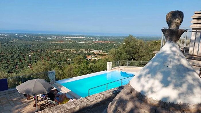 Casa quadrilocale in vendita in Fasano