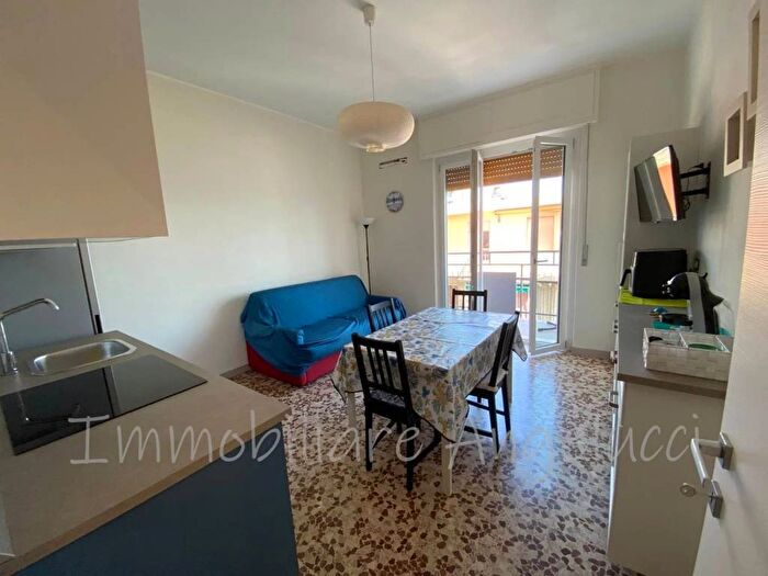 Appartamento bilocale in affitto in Via Montevideo, Borghetto Santo Spirito