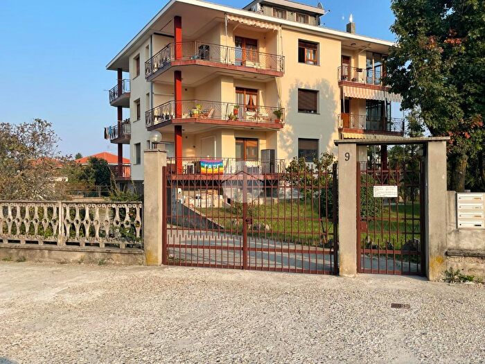 Appartamento trilocale in vendita in Via S Giorgio, Sangano