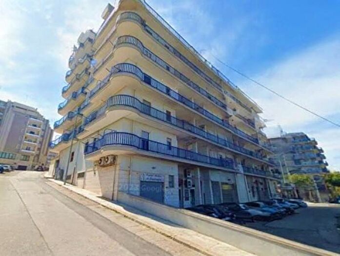 Appartamento quadrilocale in vendita in Via Alcide De Gasperi, Martina Franca