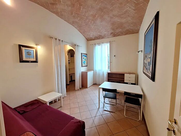 Appartamento quadrilocale in affitto in Viale Carlo Sigonio, Modena