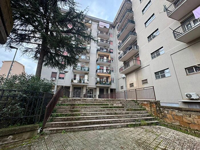 Appartamento quadrilocale in affitto in Via Luisa Moncada Caltanissetta, Caltanissetta