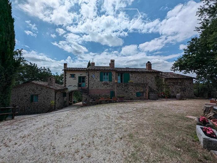 Appartamento trilocale in vendita in Citta' Della Pieve
