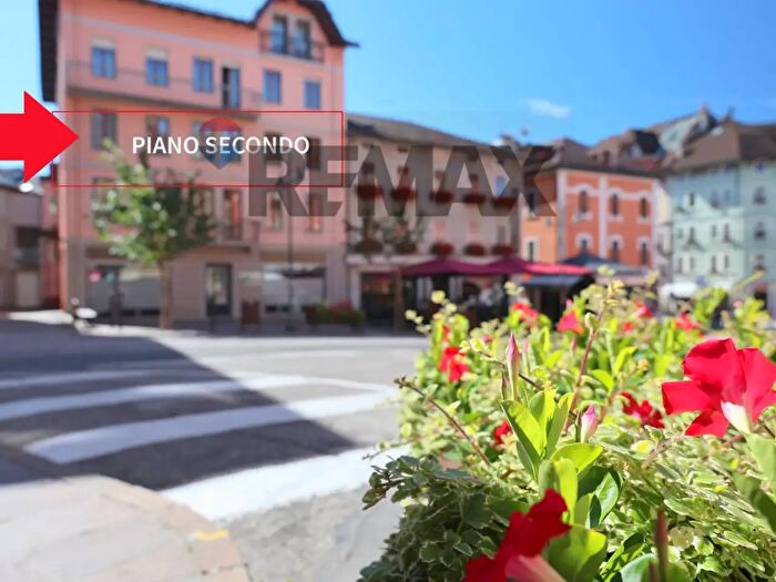 Appartamento con 7 locali in vendita in Piazza Mazzini, Asiago