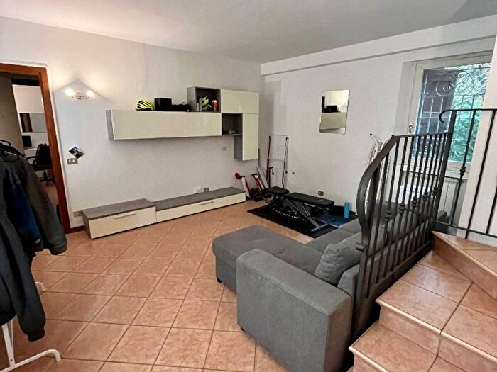 Casa con 5 locali in affitto in Via Gerolamo Tiraboschi, SantAgnese Università, Modena