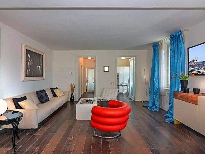 Appartamento con 6 locali in affitto in Forte Dei Marmi