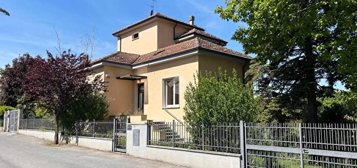 Casa quadrilocale in vendita in Viale IV Novembre, Rivanazzano