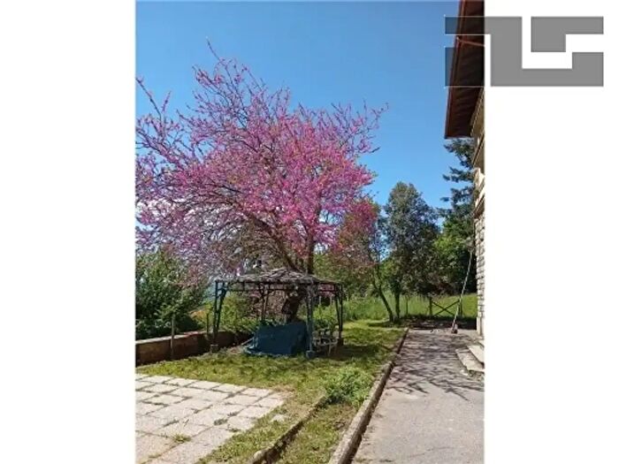 Casa con 14 locali in vendita in Vaglia