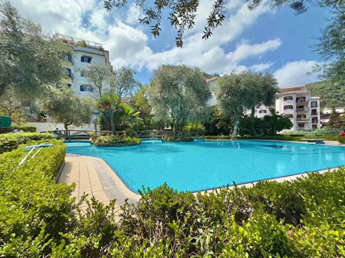 Appartamento bilocale in vendita in Via degli Aranci, Sorrento