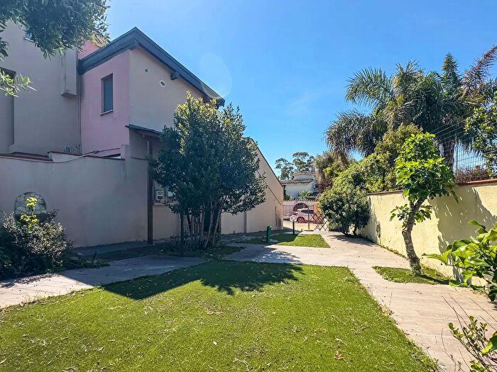 Appartamento trilocale in vendita in Via Gerrei, Quartu SantElena