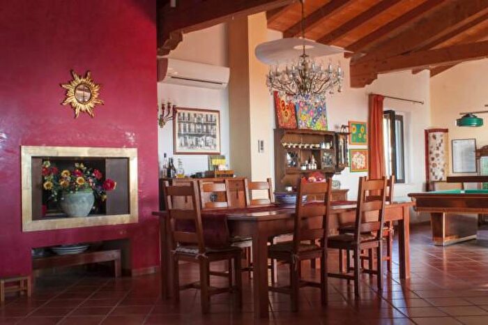 Casa con 6 locali in vendita in Cda Montebello, Montenero Di Bisaccia