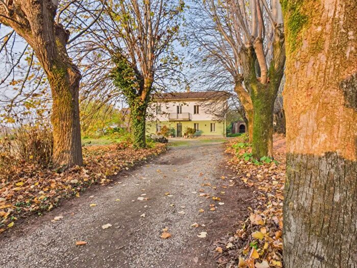 Casa con 9 locali in vendita in Via Matteotti, Sartirana Lomellina