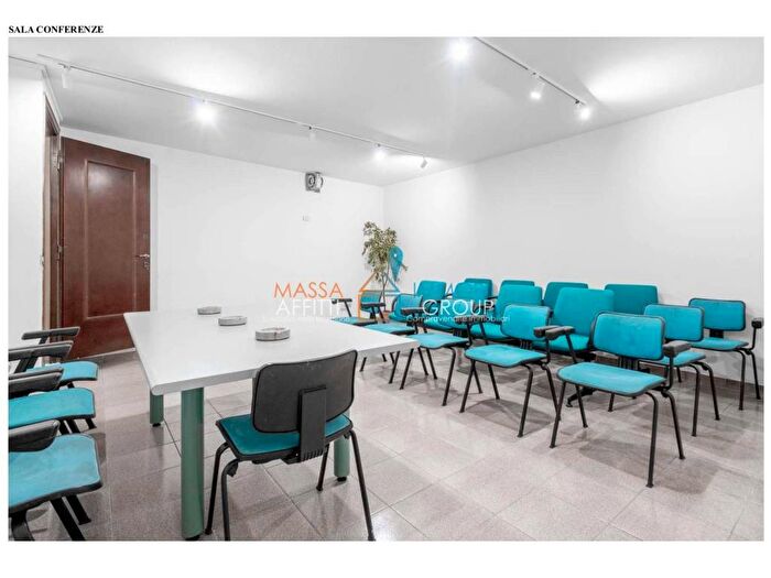 Casa con 6 locali in affitto in Via Cairoli, Centro, Massa