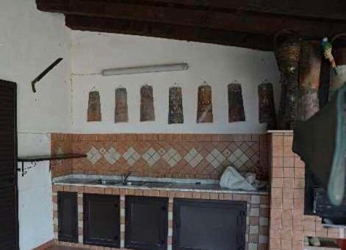 Casa quadrilocale in vendita in Via, Raffadali