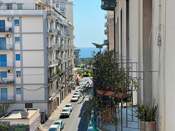 Appartamento con 6 locali in affitto in Via Umberto I, Libertà Stazione, Catania