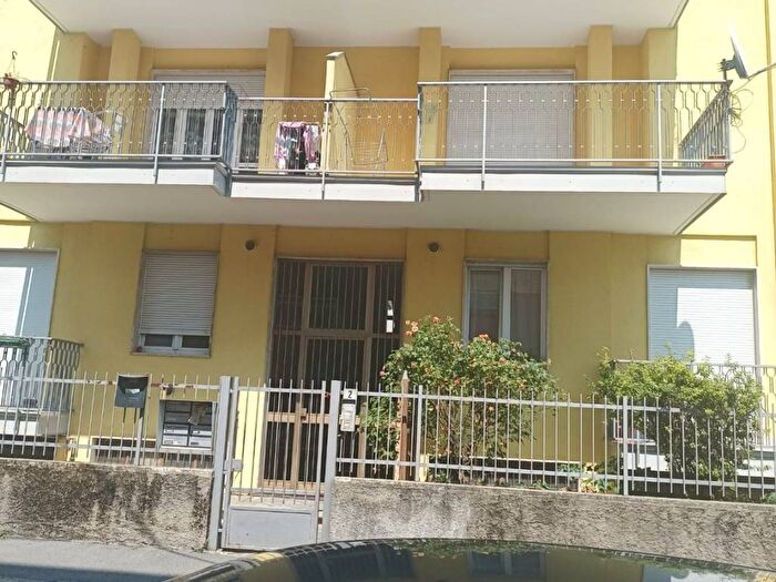 Appartamento trilocale in affitto in Via Monte Ortigara, Castellanza